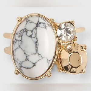 NWT Aeropostale Gold & White Ring